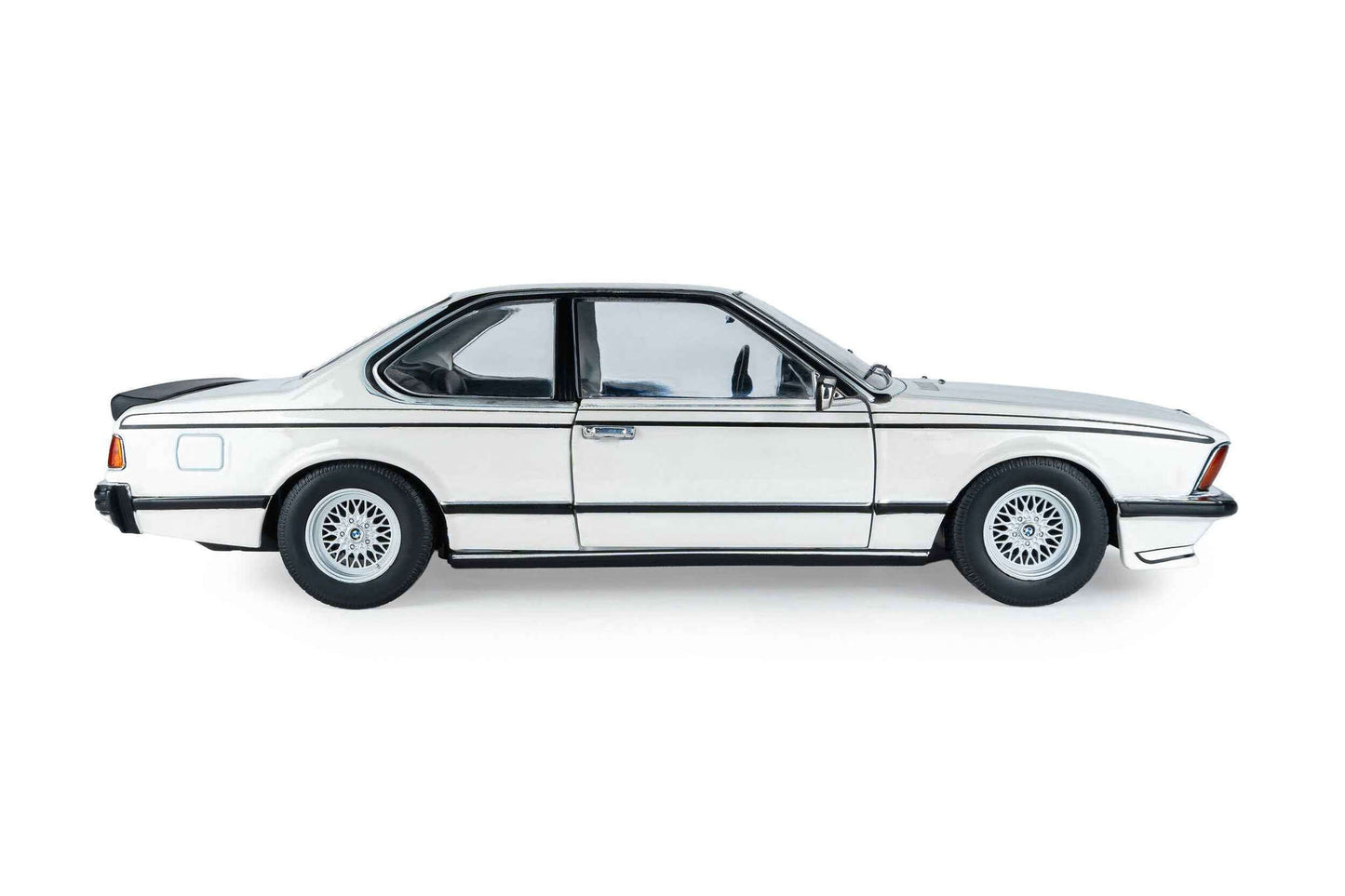 Solido 1984 BMW 635 CSI (E24) Hartge White 1:18 STM Diecast Default Title Default Title-