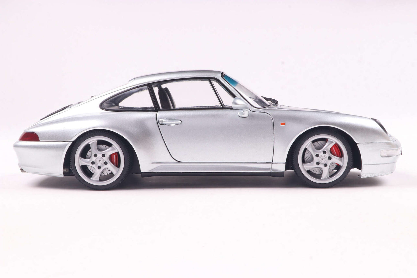 Solido 1996 Porsche 911 (993) Carrera 4S Coupe Polar Silver 1:18 STM Diecast Default Title Default Title-