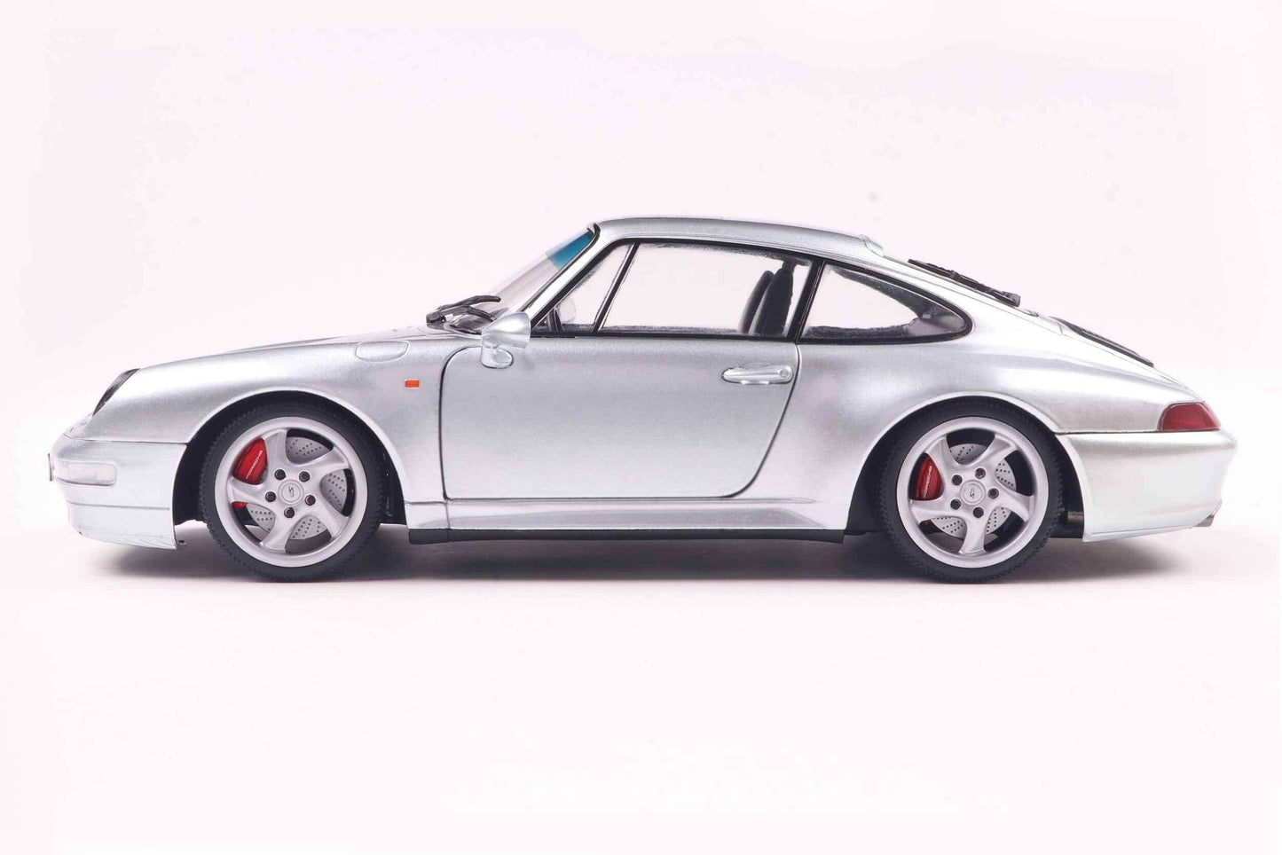 Solido 1996 Porsche 911 (993) Carrera 4S Coupe Polar Silver 1:18 STM Diecast Default Title Default Title-
