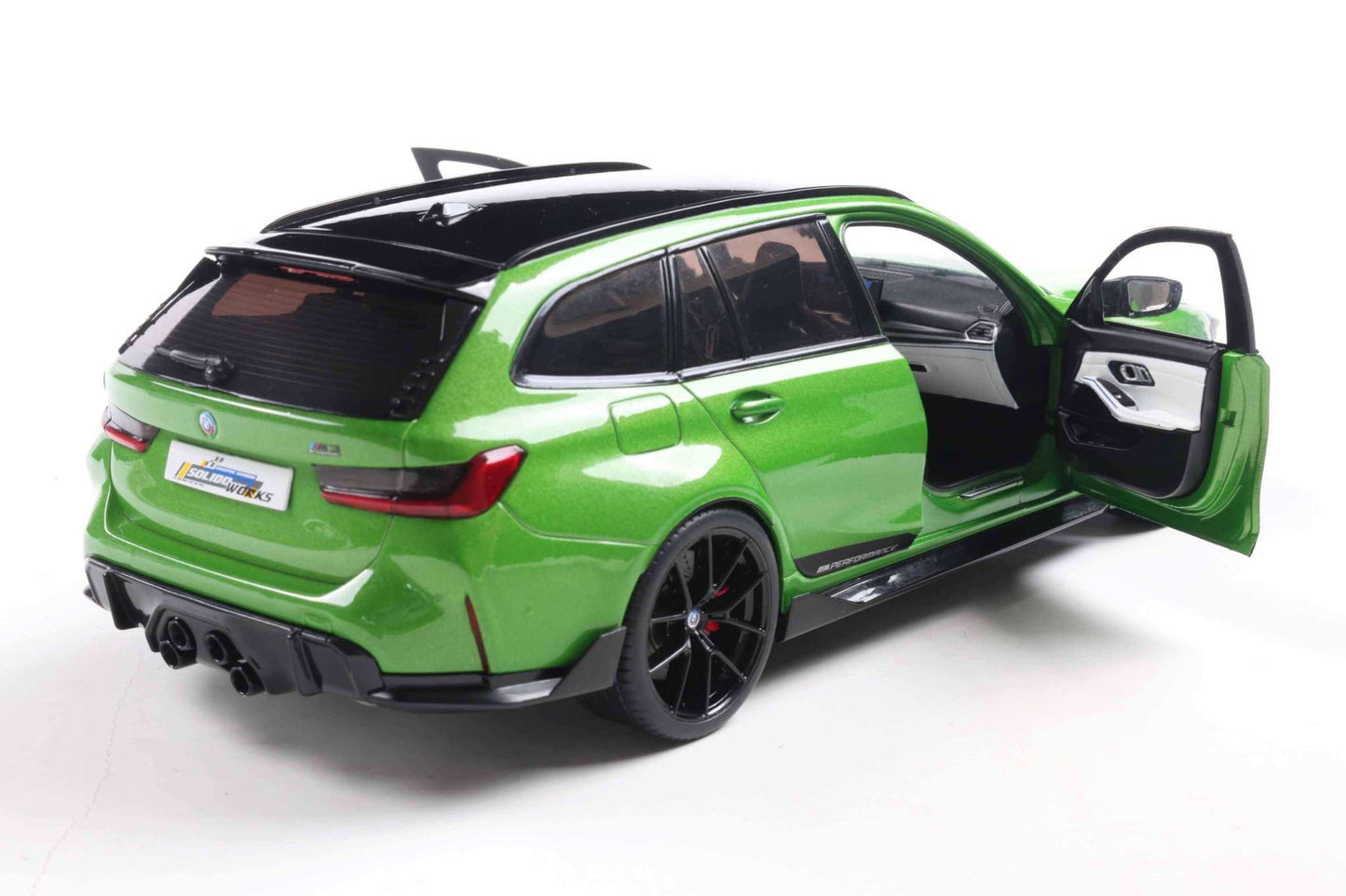 Solido 2024 BMW M3 M-Performance G81 Touring Wagon Green Metallic 1:18 Cartsfy Inc.