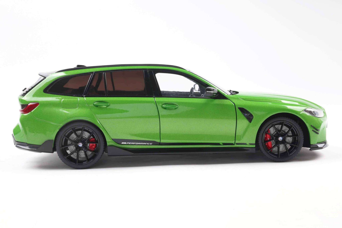 Solido 2024 BMW M3 M-Performance G81 Touring Wagon Green Metallic 1:18 Cartsfy Inc.