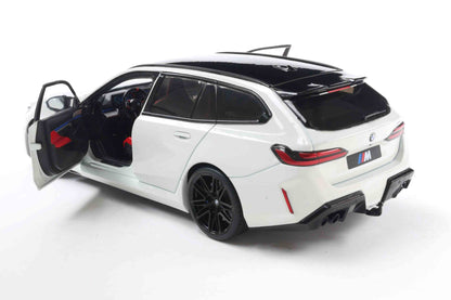 Solido 2024 BMW M5 (G99) Touring M Wagon Alpine White 1:18 Cartsfy Inc.