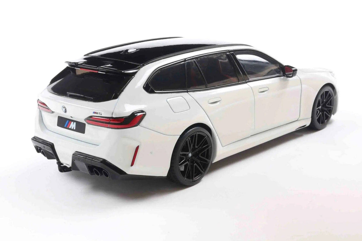Solido 2024 BMW M5 (G99) Touring M Wagon Alpine White 1:18 STM Diecast Default Title Default Title-