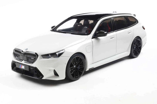 Solido 2024 BMW M5 (G99) Touring M Wagon Alpine White 1:18 STM Diecast Default Title Default Title-