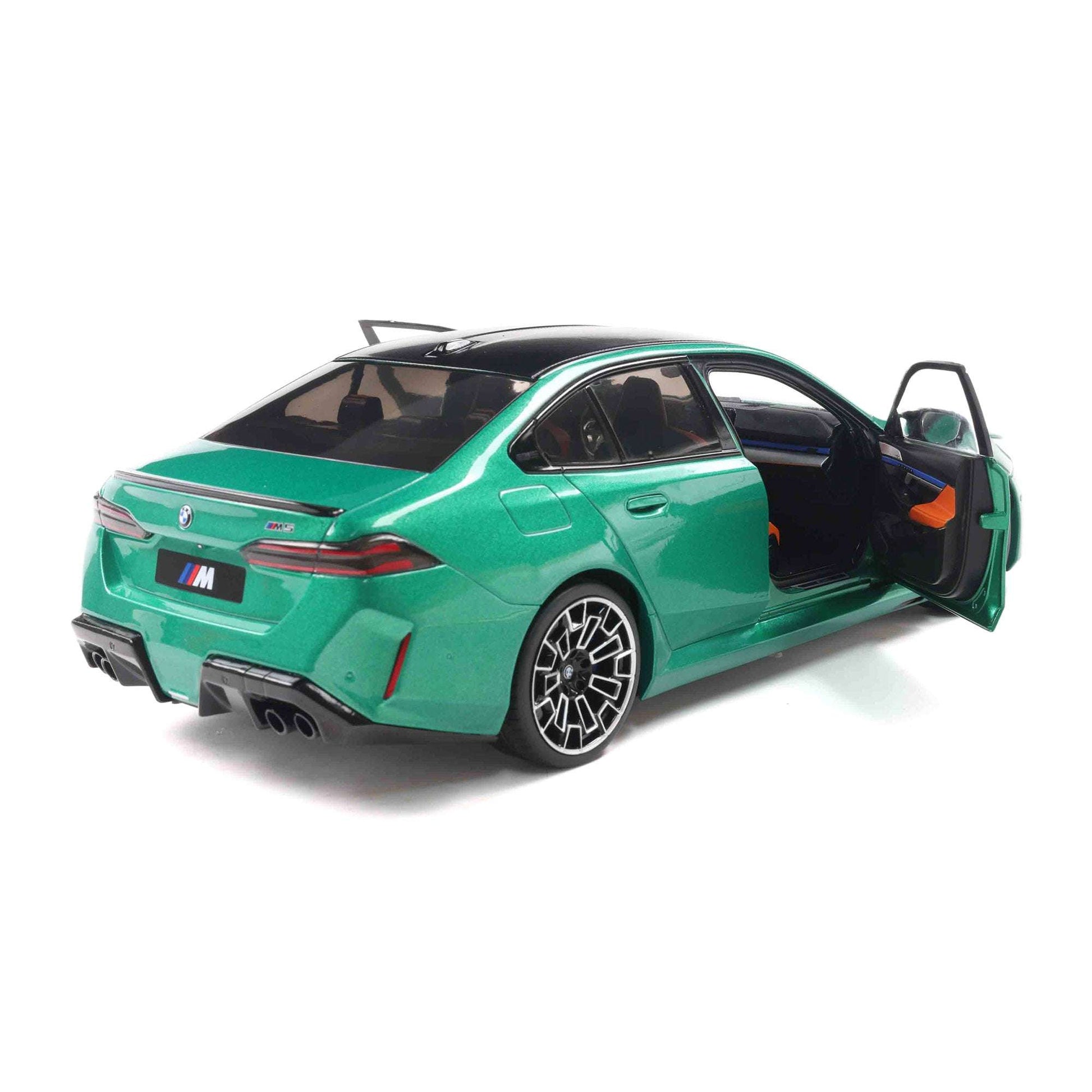Solido 2025 BMW M5 (G90) Isle of Man Green Metallic 1:18 Cartsfy Inc.