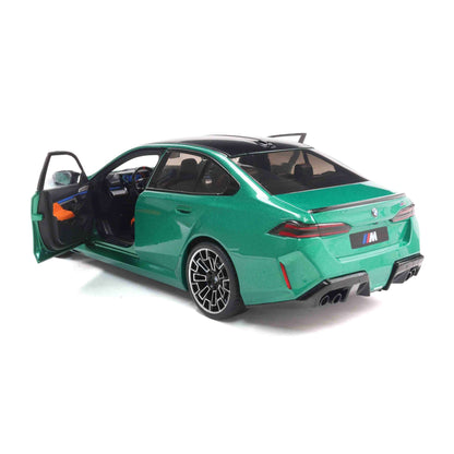 Solido 2025 BMW M5 (G90) Isle of Man Green Metallic 1:18 Cartsfy Inc.
