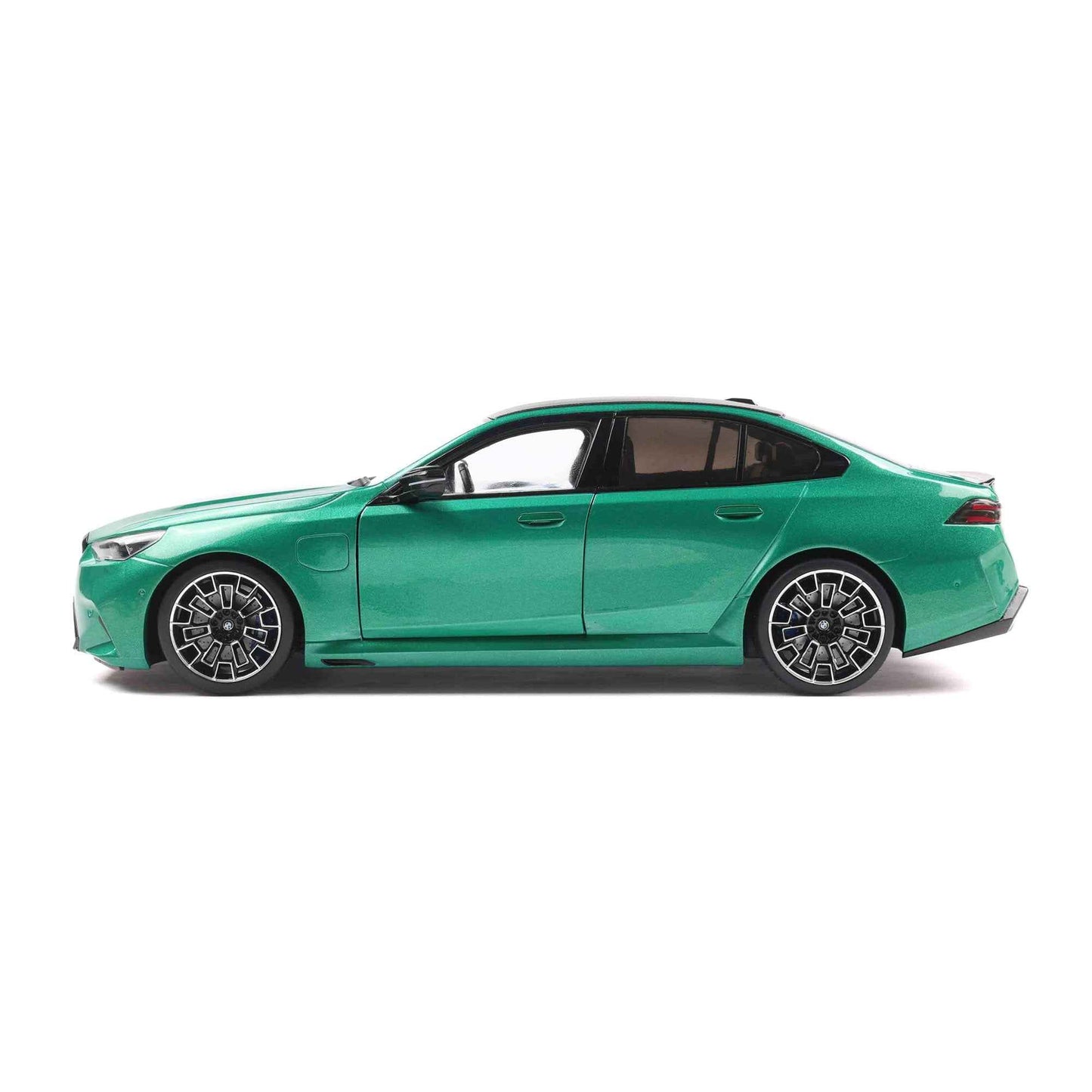 Solido 2025 BMW M5 (G90) Isle of Man Green Metallic 1:18 Cartsfy Inc.