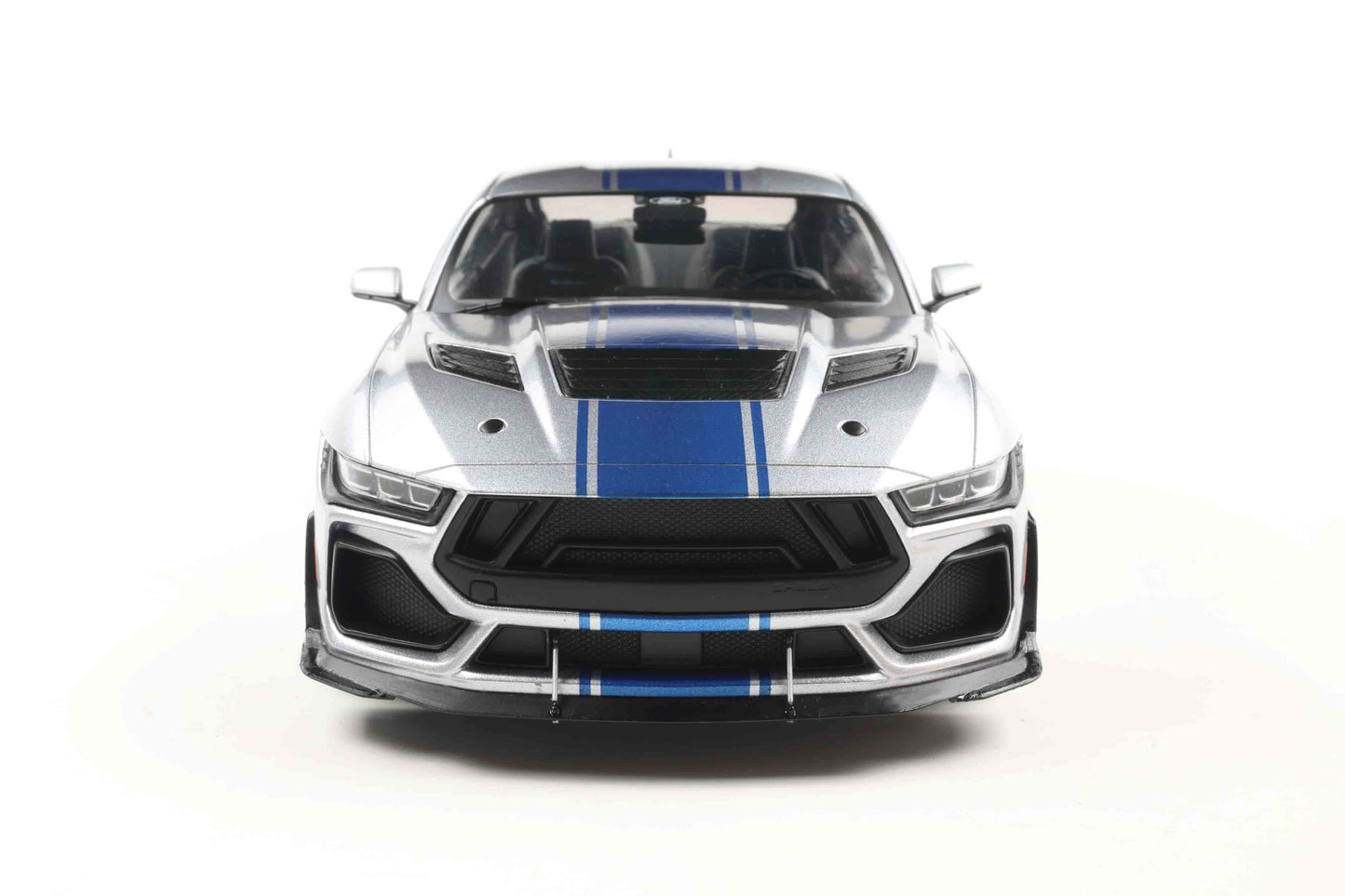 Solido 2025 Ford Shelby Mustang Super Snake Grey with Blue Stripes 1:18 Cartsfy Inc.