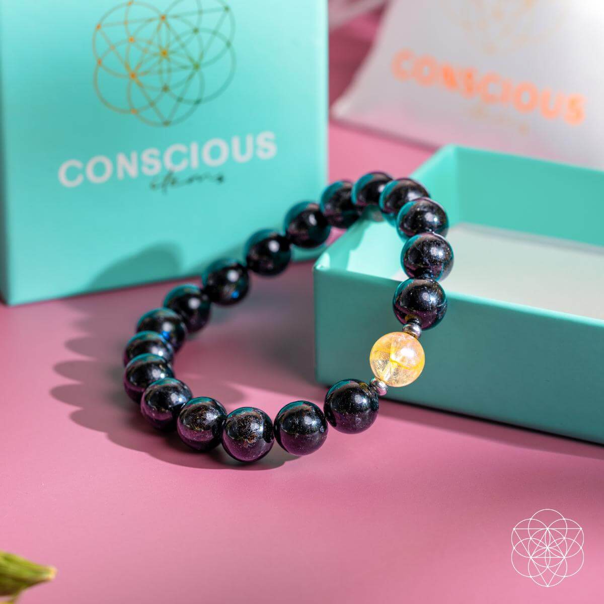 The Arfvedsonite Deep Healing Bracelet - Cartsfy Inc.