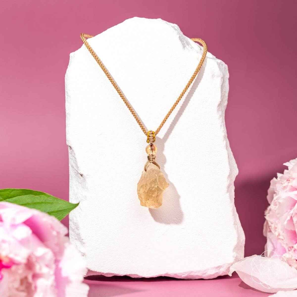 The Destiny Relic – Libyan Desert Glass Pendant Cartsfy Inc.