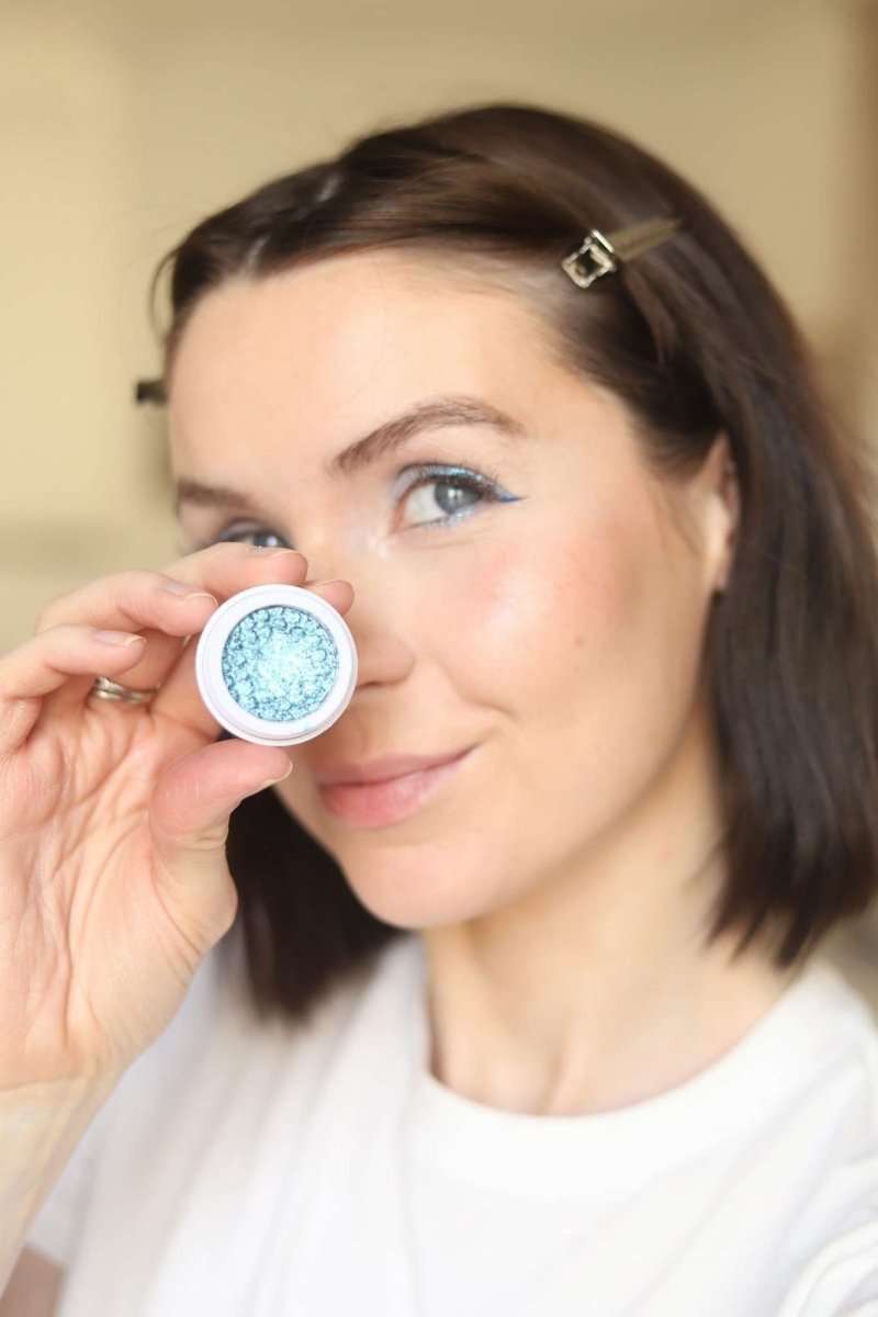 Velvet Glow Radiance Eyeshadow - Vegan, Gluten-Free, Nut-Free, Egg-Free Cartsfy Inc.