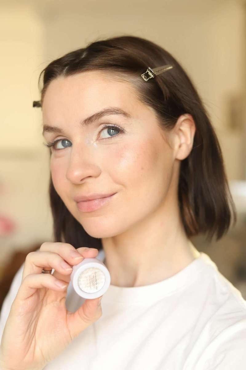 Velvet Glow Radiance Eyeshadow - Vegan, Gluten-Free, Nut-Free, Egg-Free Cartsfy Inc.
