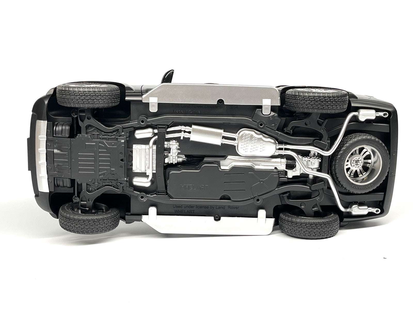 Whelart 2019 Land Rover Discovery 4 LR4 Black Metallic 1:18 Cartsfy Inc.